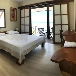 https://hakamanu-lodge.frenchpolynesia-hotels.com